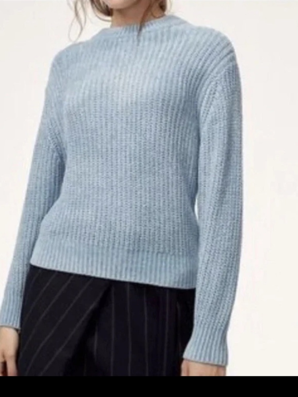 Wilfred Aritzia Essential Chenille Sweater in Light Blue knit - Picture 2 of 7